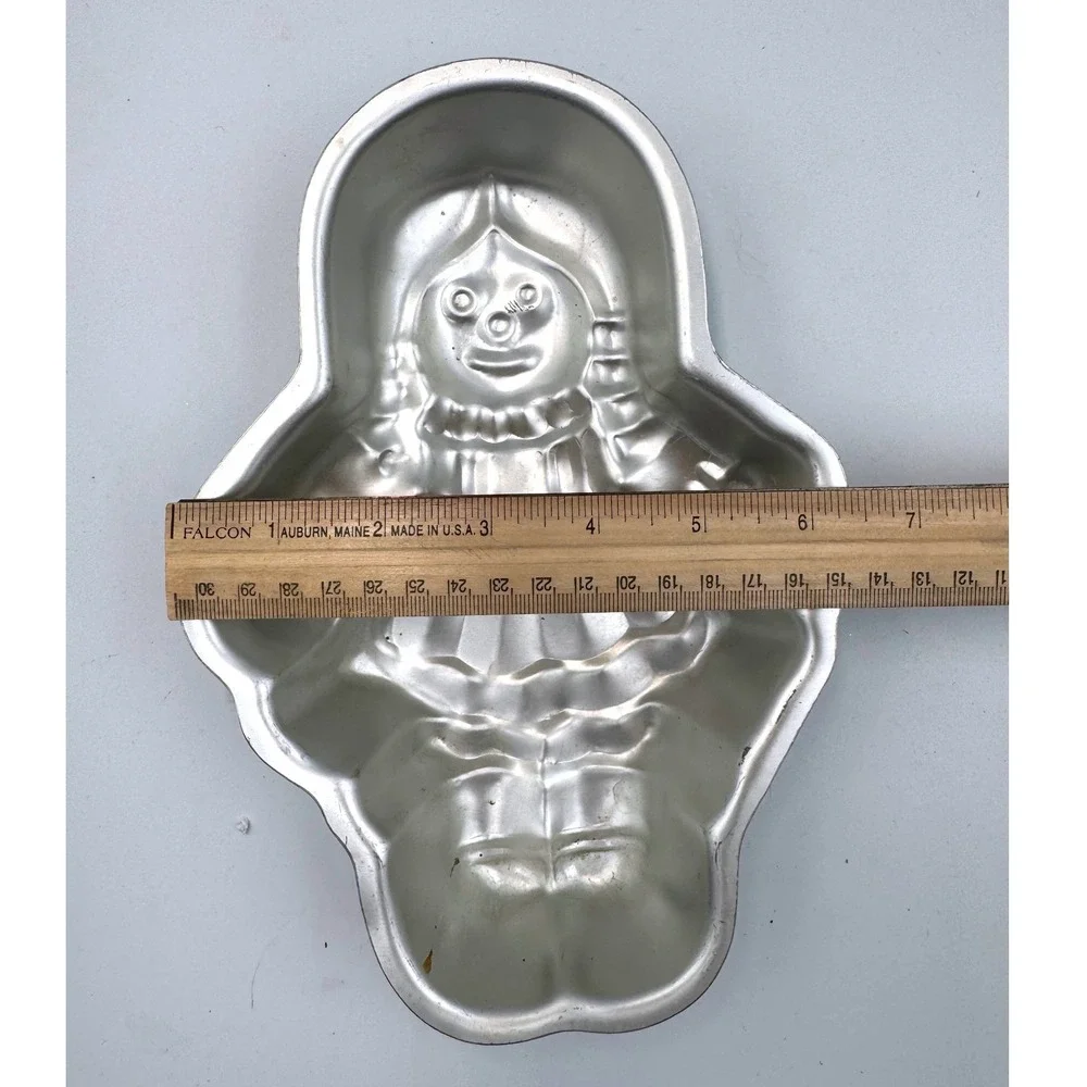 Vintage Wilton Raggedy Ann Cake Pan 1975 Aluminum Novelty Baking Mold 508-450